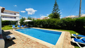 Strip II | Piscina Privada | 8 Pax | Albufeira