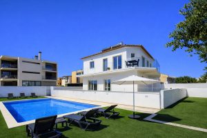 Hibisco 1 | Piscina Partilhada | 8 Pax | Albufeira